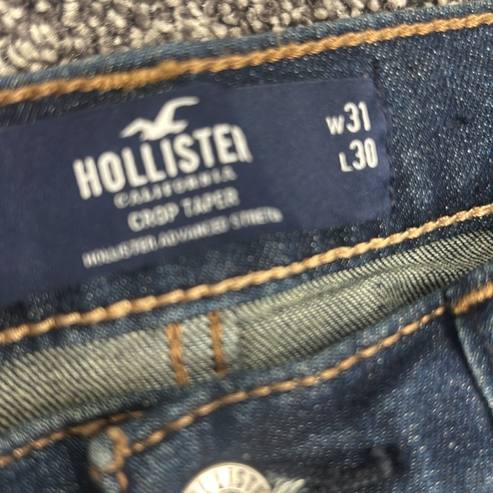 Hollister Jeans - Picture 3 of 3